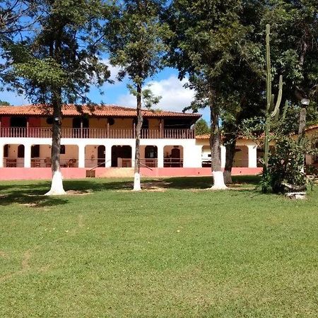 Pousada H Sarapuí Extérieur photo