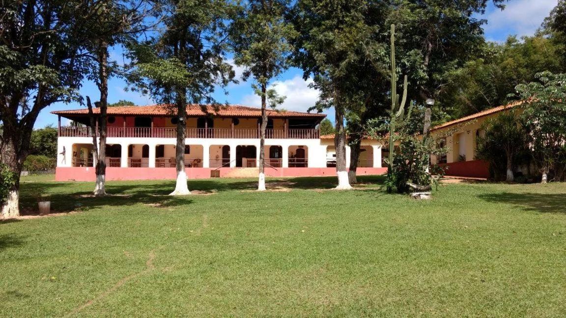 Pousada H Sarapuí Extérieur photo