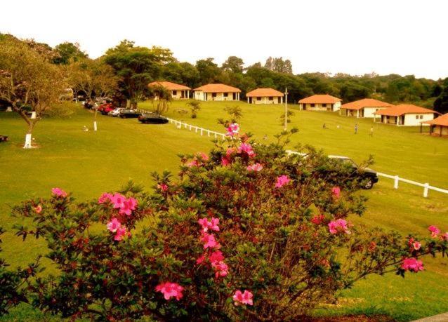 Pousada H Sarapuí Extérieur photo